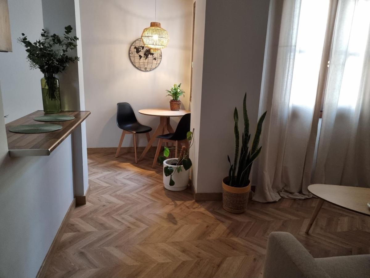 Cozy Apartment In The City Center Гранада Екстер'єр фото